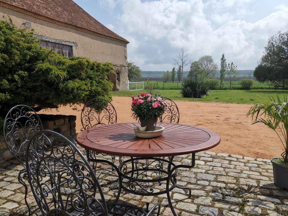 Chambres D'Hotes Domaine Des Formes Effiat Luaran gambar